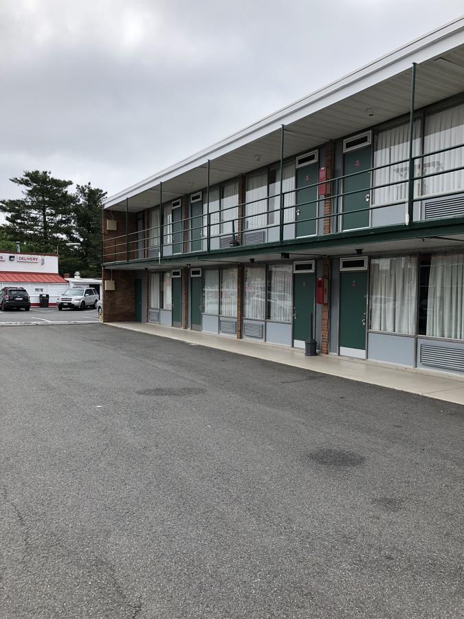 Highlander Motor Inn Arlington Eksteriør billede